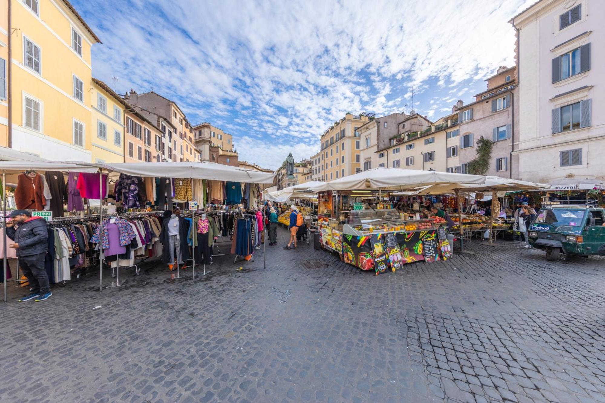Ac21 - Palazzetto Campo De' Fiori, Rome